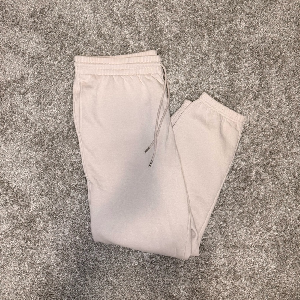 H&M Jogger Sweatpants Cream Color Size XL NWT